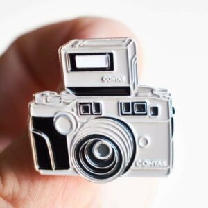 Official Exclusive Contax G2 相機襟章 其他