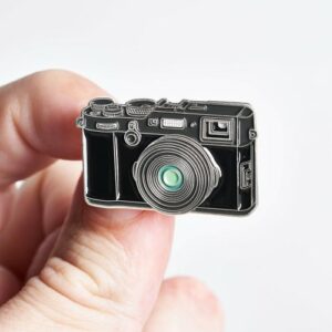 Official Exclusive Fujifilm X100 相機襟章 (黑色) 清貨專區