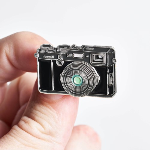 Official Exclusive Fujifilm X100 相機襟章 (黑色) 其他