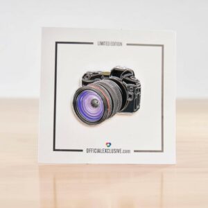 Official Exclusive Canon EOS R 無反光鏡數位相機襟章 清貨專區